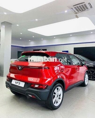 VinFast VF5 2025 Tặng ngay 2 năm bảo hiểm thân xe
