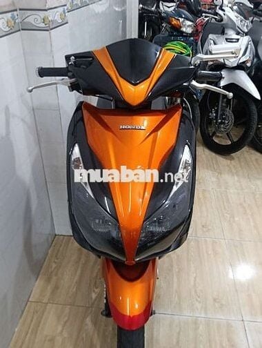 Ab 125=cam đen,xe còn mới lắm,bs65