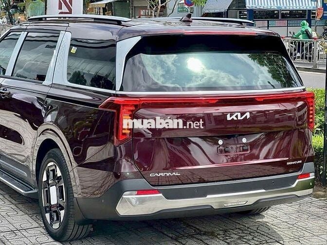BÙNG NỔ THÁNG 08/2025 CÙNG KIA NEW CARNIVAL