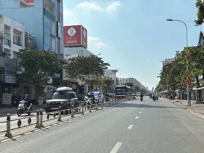 Bán đất tặng nhà 3lầu 384m2 HXH Nguyễn Văn Lượng rộng 8m 17PN 28.6 tỷ