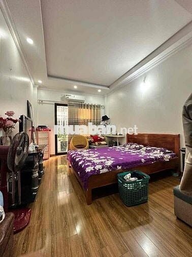 Siêu phẩm!Bán nhà Gia Quất, DT 31m² x 5 tầng,ngõ rộng,hơn 6 tỷ.