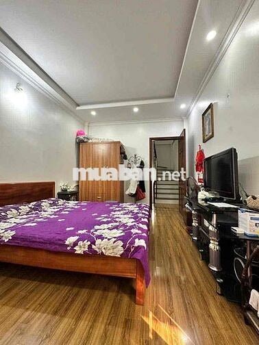 Siêu phẩm!Bán nhà Gia Quất, DT 31m² x 5 tầng,ngõ rộng,hơn 6 tỷ.