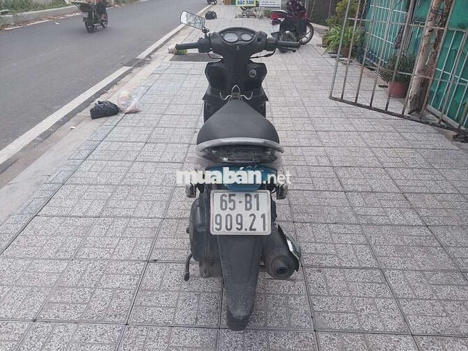xe đẹp máy im như xe điện bs65