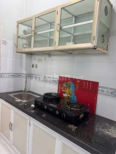 Cho thuê nhà hẻm 2.5m (XM) Bình Tiên, P.8, Q.6 giá 5.5tr
