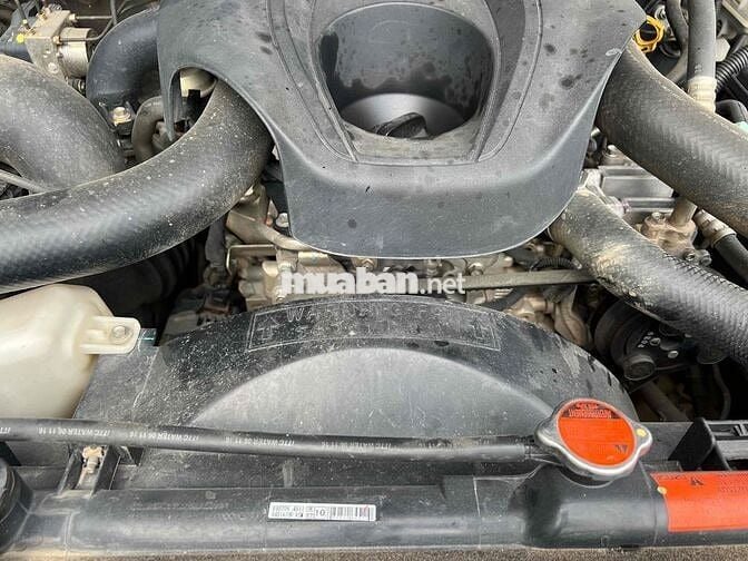 Isuzu Dmax 2016 LS 2.5 4x2 AT - 130000 km