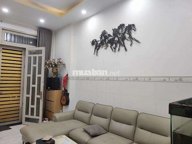 GIẢM CHÀO 200TR NHÀ ĐẸP - SỔ VUÔNG - HẺM XE TẢI TRÁNH