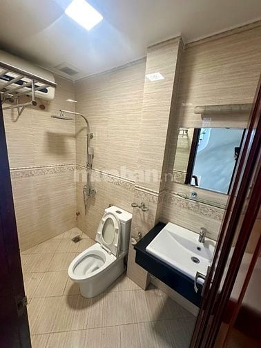 Nhà đẹp nguyên căn Đỗ Quang giáp Nguyễn Thị Định42m2,phân lô,vỉa hè,kd
