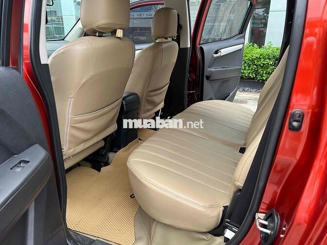 Isuzu Dmax 2016 LS 2.5 4x2 AT - 130000 km