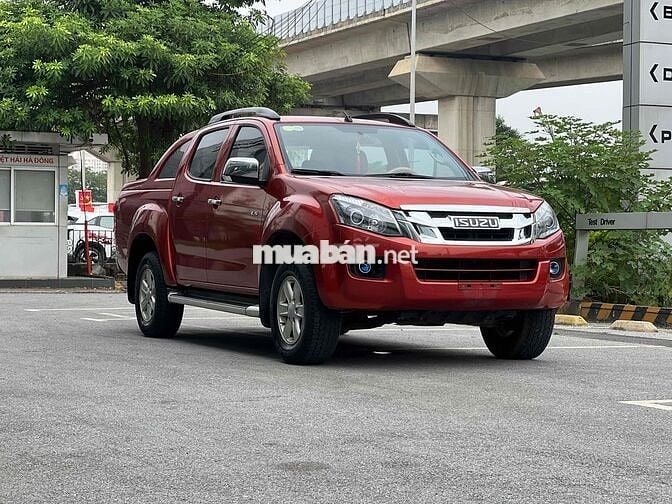 Isuzu Dmax 2016 LS 2.5 4x2 AT - 130000 km