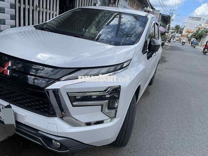 Mitsubishi Xpander 2023 AT Premium - 53000 km