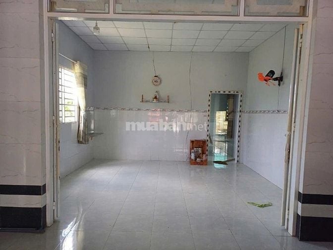 cần bán gấp căn nhà 111m2 ở Thới Tam Thôn - Hóc Môn giá 710 triệu