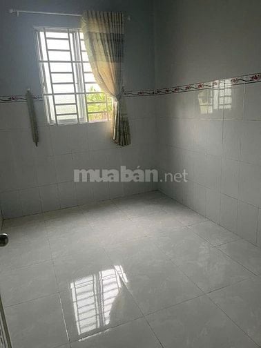 cần bán gấp căn nhà 111m2 ở Thới Tam Thôn - Hóc Môn giá 710 triệu