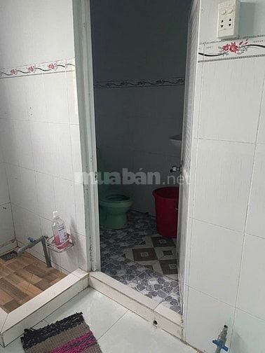 cần bán gấp căn nhà 111m2 ở Thới Tam Thôn - Hóc Môn giá 710 triệu