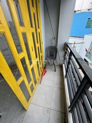 Bán gấp nhà H1183 PTH, P5. Trệt, 2 lầu, ST, 4mx20m, thêm 2 căn cấp 4 
