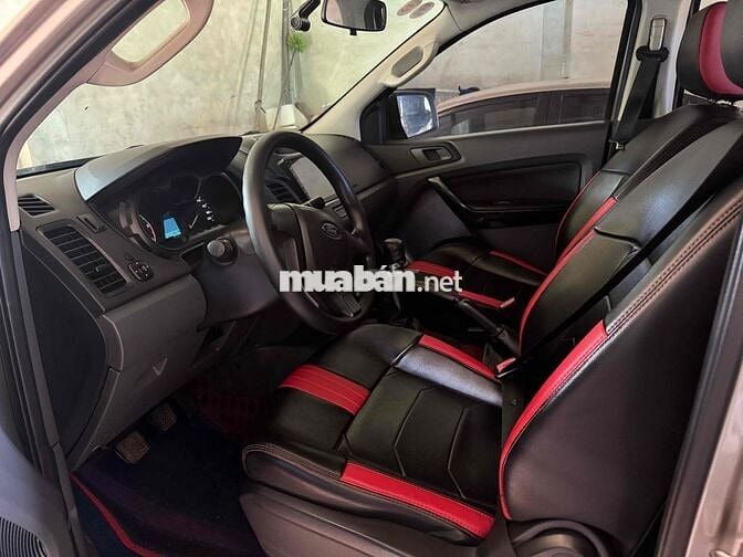 Ford Ranger 2016 2.2L 4x4 MT - 200000 km