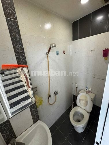 Bán gấp nhà H1183 PTH, P5. Trệt, 2 lầu, ST, 4mx20m, thêm 2 căn cấp 4 