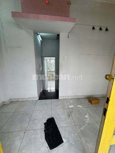 Bán gấp nhà H1183 PTH, P5. Trệt, 2 lầu, ST, 4mx20m, thêm 2 căn cấp 4 
