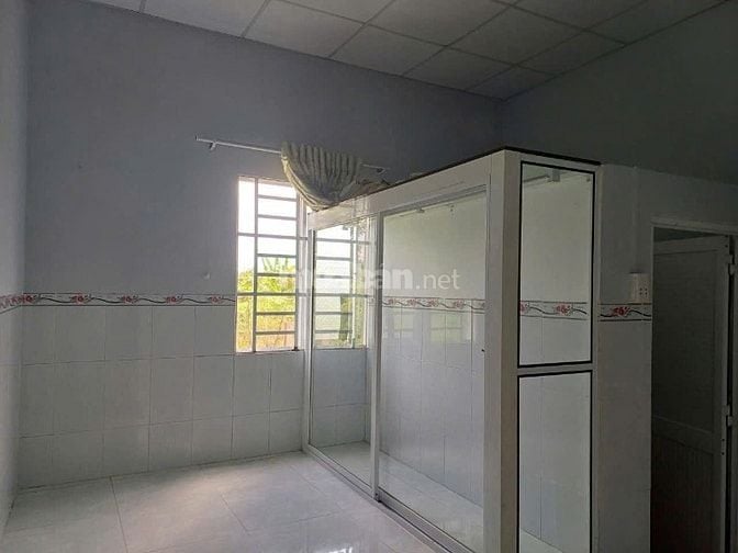 cần bán gấp căn nhà 111m2 ở Thới Tam Thôn - Hóc Môn giá 710 triệu