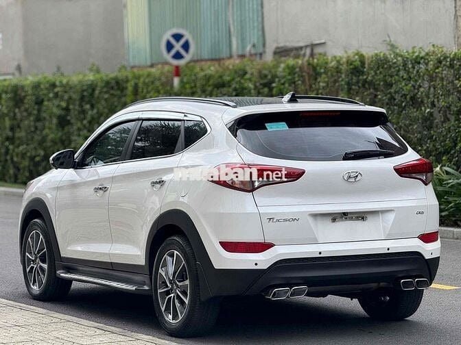 Hyundai Tucson 2018 2.0 AT Diesel Spec - 61000 km