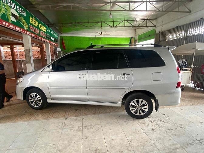 Toyota Innova 2016 2.0G - 112000 km