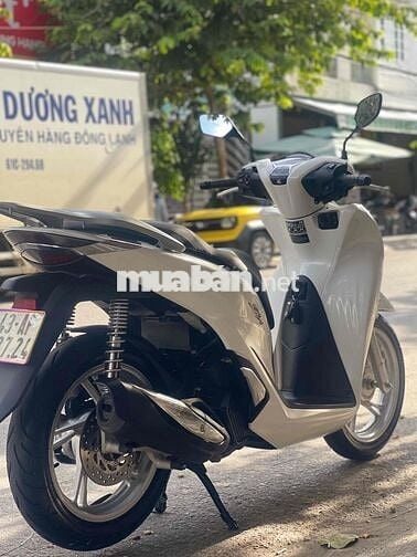 SH 2024 Trắng zin chạy 9000km đủ phụ kiện