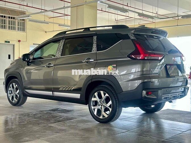 🔥 Mitsubishi Xpander Cross 2022 - lướt 10.000km