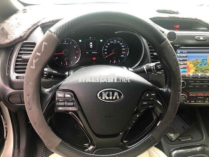 Kia Cerato 2016 1.6 MT