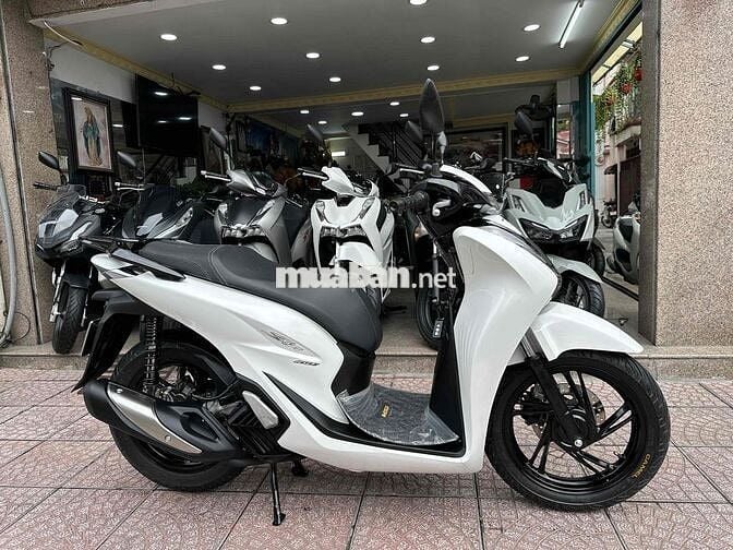 SH 150i ABS + HSTC 2020 Trắng Đen BSTP Chính Chủ
