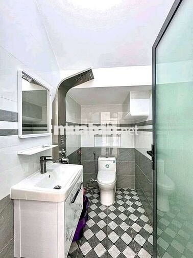 Cần Bán Gấp Nhà Bình Chánh Giá 1 tỷ 780 (Sổ Hồng Riêng)
