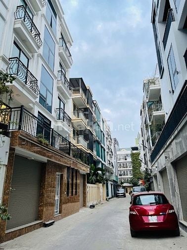 CHO THUÊ NHÀ 5 TẦNG CÓ THANG MÁY – PHỐ THANH BÌNH, HÀ ĐÔNG