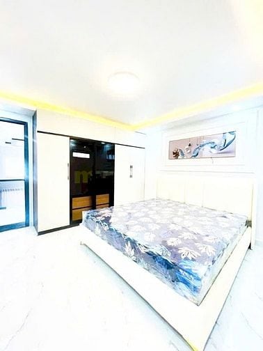 Nhà đẹp lung linh, xe hơi đỗ cửa, tt Nhà Bè, 4 tầng, chỉ nhỉnh 5 tỷ 