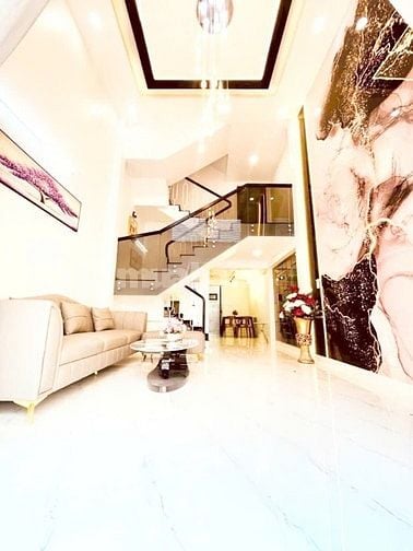 Nhà đẹp lung linh, xe hơi đỗ cửa, tt Nhà Bè, 4 tầng, chỉ nhỉnh 5 tỷ 