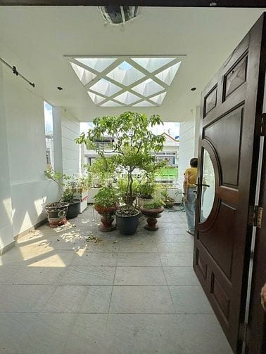 Nhà Đẹp MT ĐS Chu Văn An 4x20 Trệt.3L.4Pn.1p Thờ.5wc.Tốt VP.Ở GĐ
