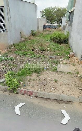 Cần tiền bán lô đất nền full thổ cư, đường bàn cờ, sổ đỏ chính chủ   