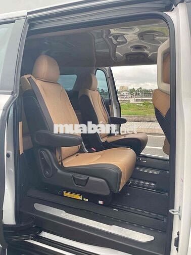 Kia Carnival 2024 Luxury 2.2D - 10000 km