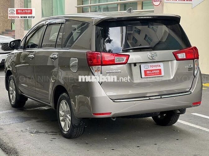 Toyota Innova 2019 2.0E - 72.000 km - Lên full đồ