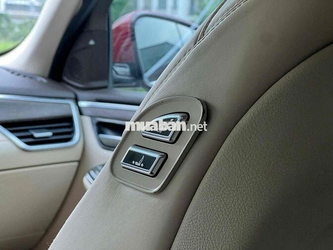 VinFast Lux SA2.0 2019 Premium 2.0 AT - 60000 km