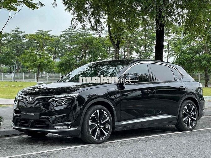 VinFast VF8 2022 - 33000 km