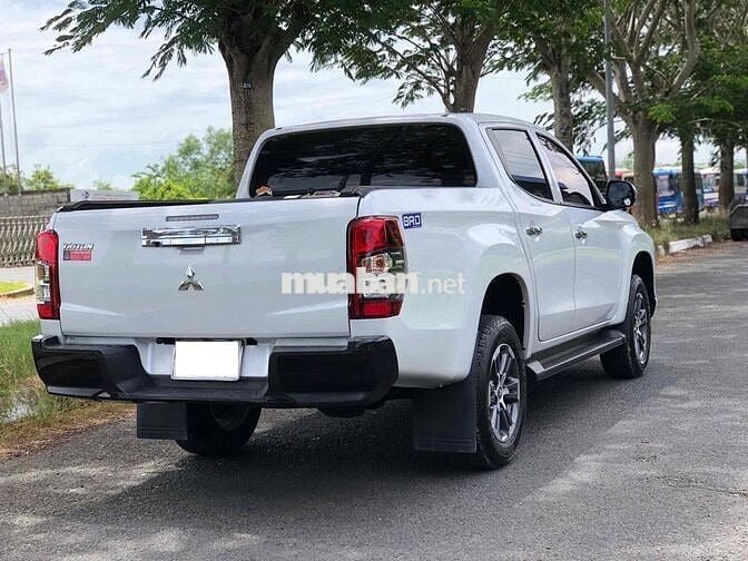 Mitsubishi Triton 2023 4x2 AT - 23000 km