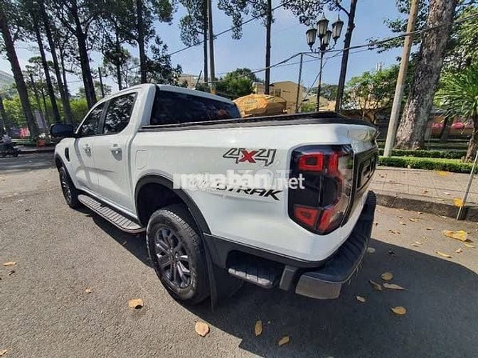 Ford Ranger Wildtrak 2.0AT 2 cầu 4x4 model 2023