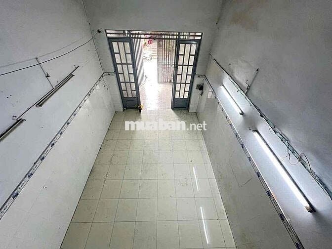 Nhà HƯƠNG LỘ 2 [4x18, lững, 2pn, 2toilet] 7,5tr/tháng
