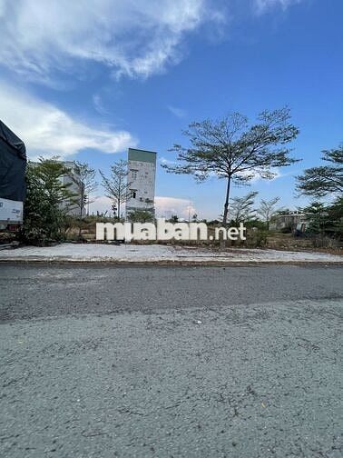 VIEW HỒ 105M2-VỊ TRÍ ĐẮT GIÁ-KHÔNG GIAN SỐNG XANH MÁT