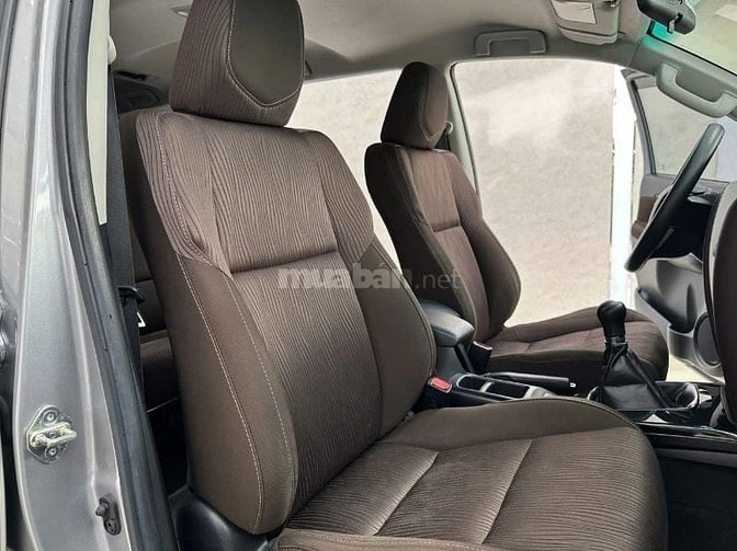 Toyota Fortuner 2.4G MT 2017 - 66.000km 1 đời chủ