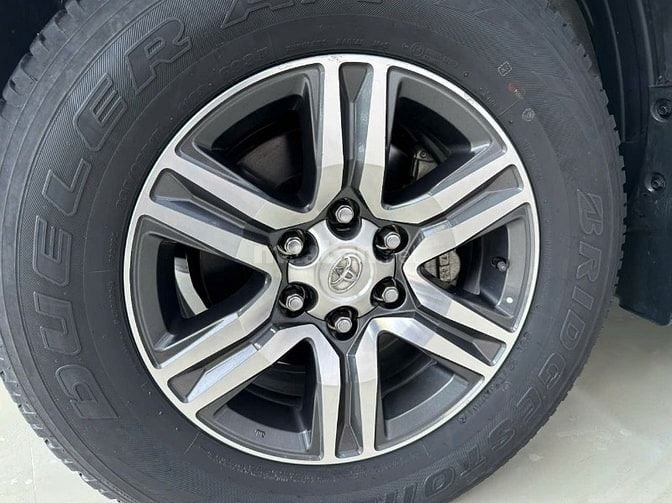 Toyota Fortuner 2.4G MT 2017 - 66.000km 1 đời chủ