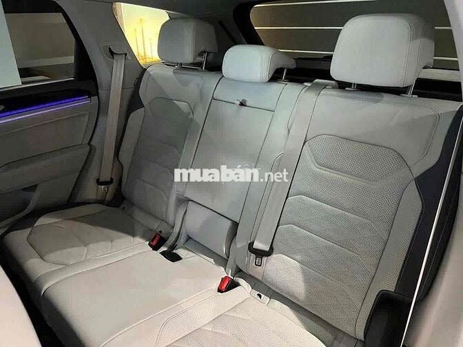 Volkswagen Touareg 2025 Chỉ 210Tr Nhận Xe Lăn Bánh