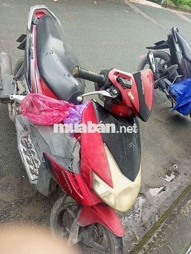 Xe air blade áo xấu nát,