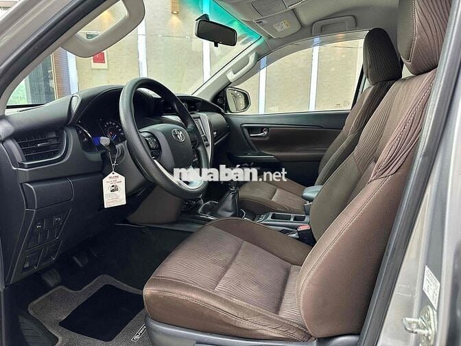 Toyota Fortuner 2.4G MT 2017 - 66.000km 1 đời chủ