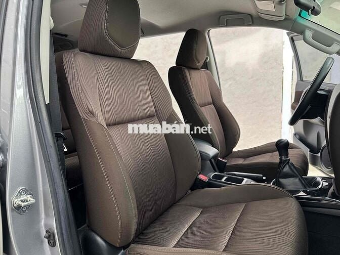 Toyota Fortuner 2.4G MT 2017 - 66.000km 1 đời chủ