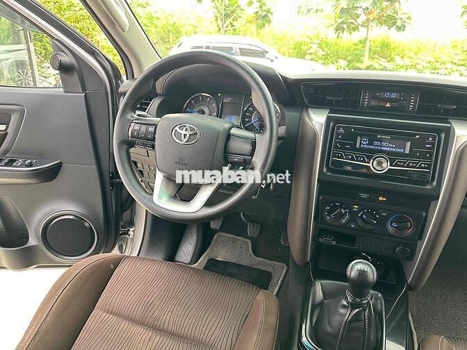 Toyota Fortuner 2.4G MT 2017 - 66.000km 1 đời chủ