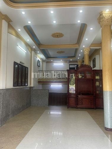 Cho thuê nhà mặt tiền Lê Tuấn Mậu, P.13, Q.6 giá 20tr